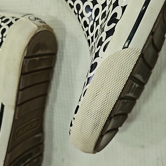 Coach Ursula white/black monogram rainboots sz7B #1720 - Picture 6 of 7